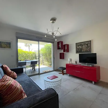 Apartamento 2p Climatisé Avec Terrasse Et Jardin, Centre-ville - Fr-1-308-187